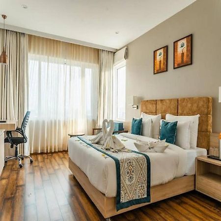 Hotel Teo International Near Delhi Airport By-Tu Casa Нью-Дели Экстерьер фото